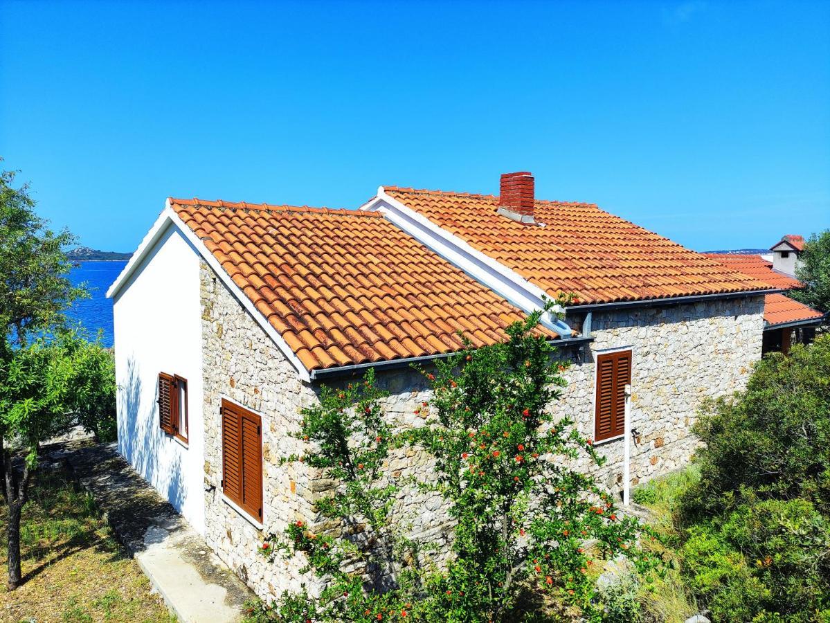 RažanjAldos House别墅 外观 照片