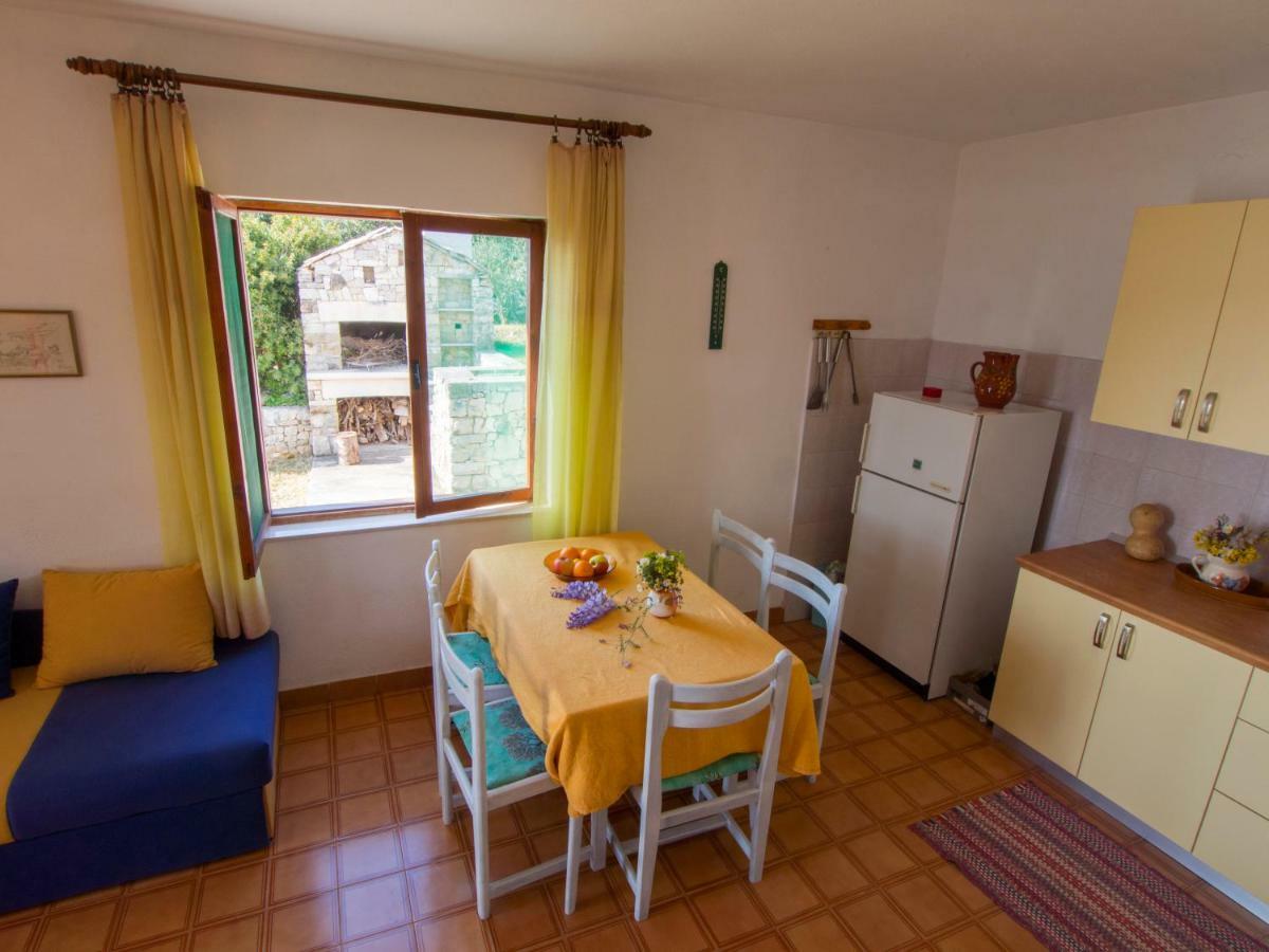 RažanjAldos House别墅 外观 照片